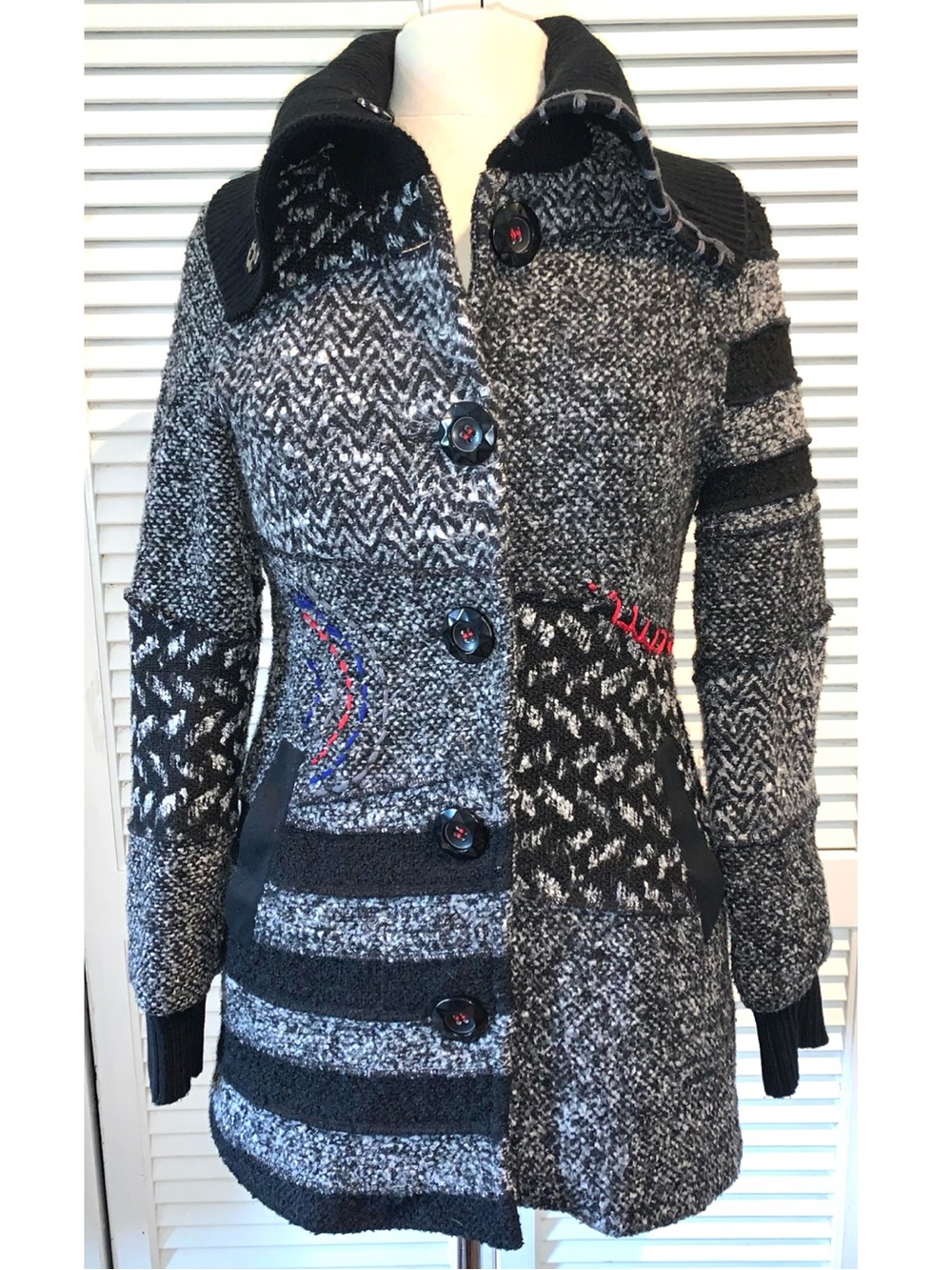BKE Wool Blend Jacket gray and black Women’s Small